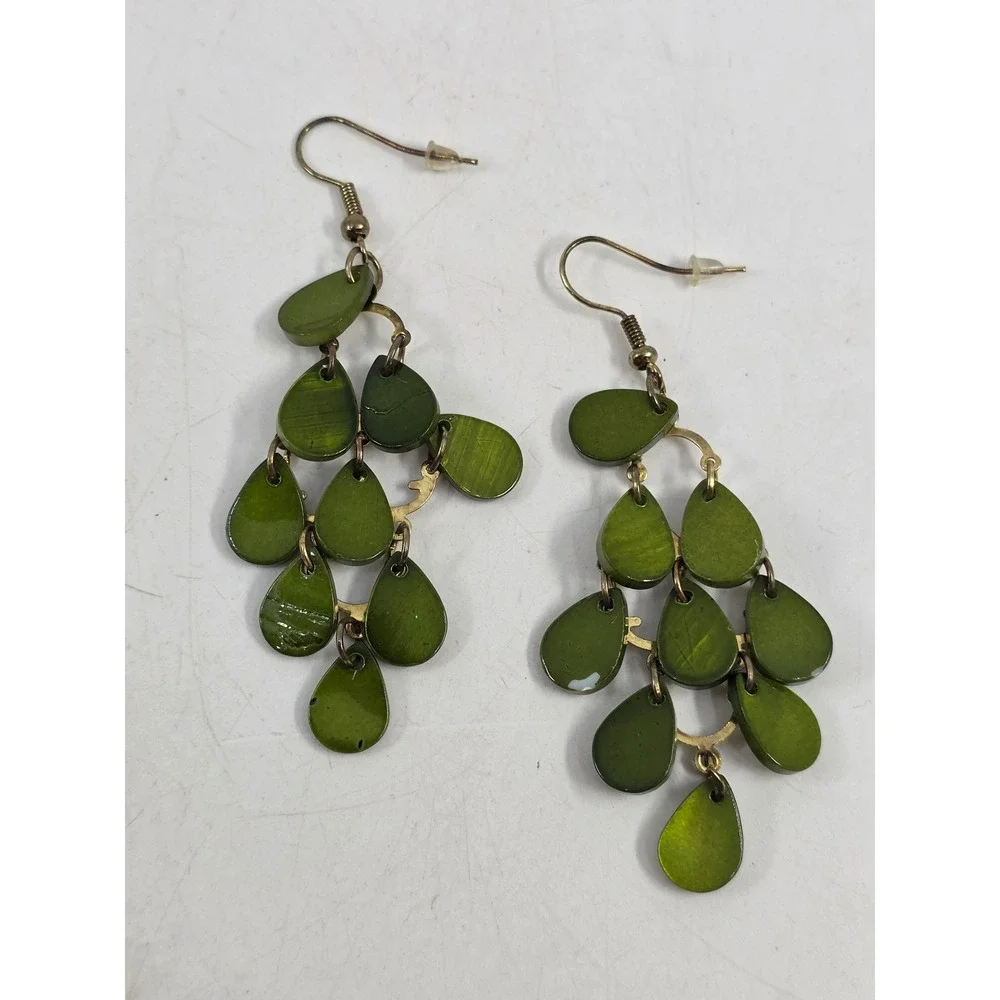 Green Gold Tone Triangle Pendant Necklace and Tiered Teardrop Earring Set